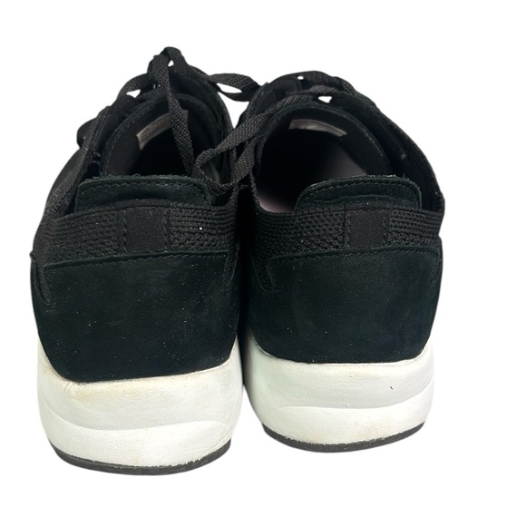 Aravon Black and White Sneakers with Cushioned Sole Breather Fabric Sz 9 - Picture 5 of 9